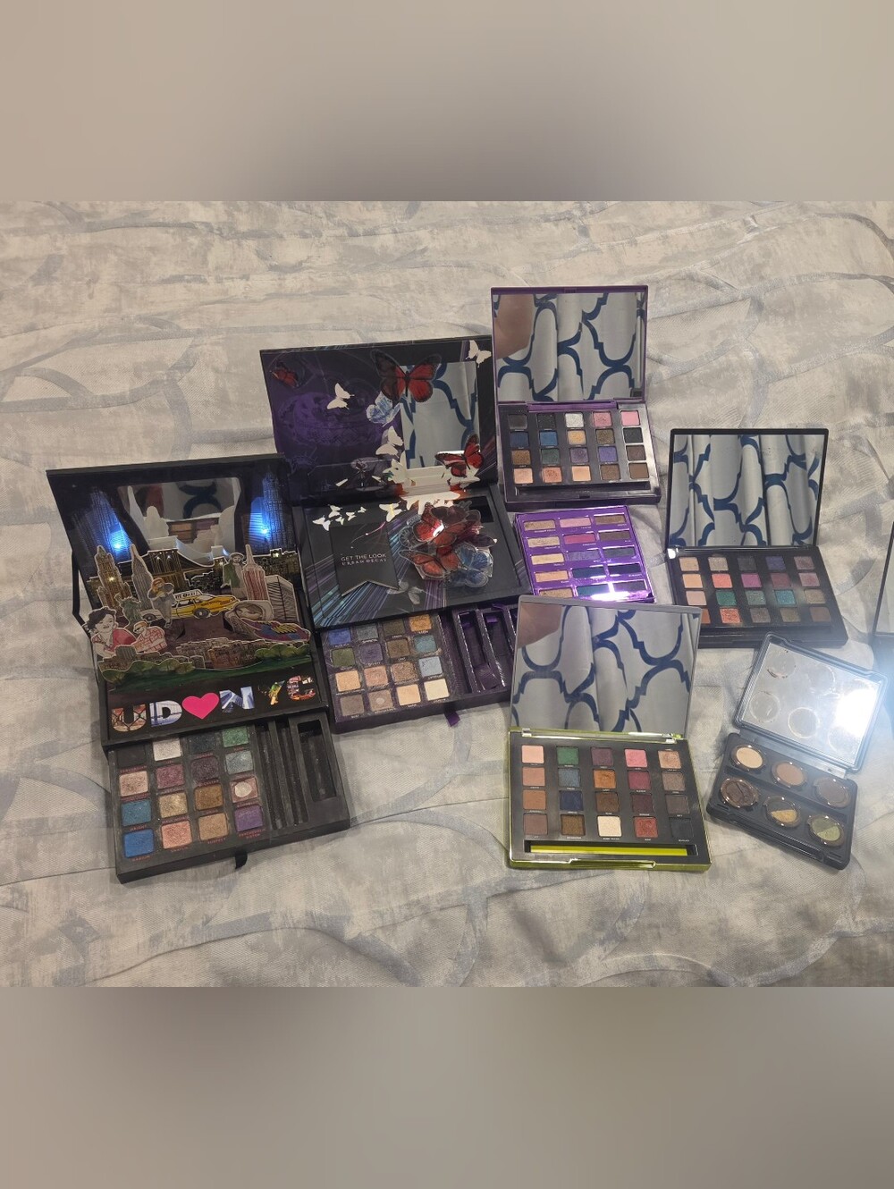 Bundle Of Seven Vintage Urban Decay Eyeshadow Palletes